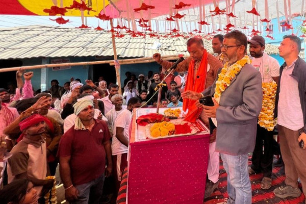 बहुजन पार्टीका वरिष्ठ नेता पासवान कांग्रेसमा प्रवेश